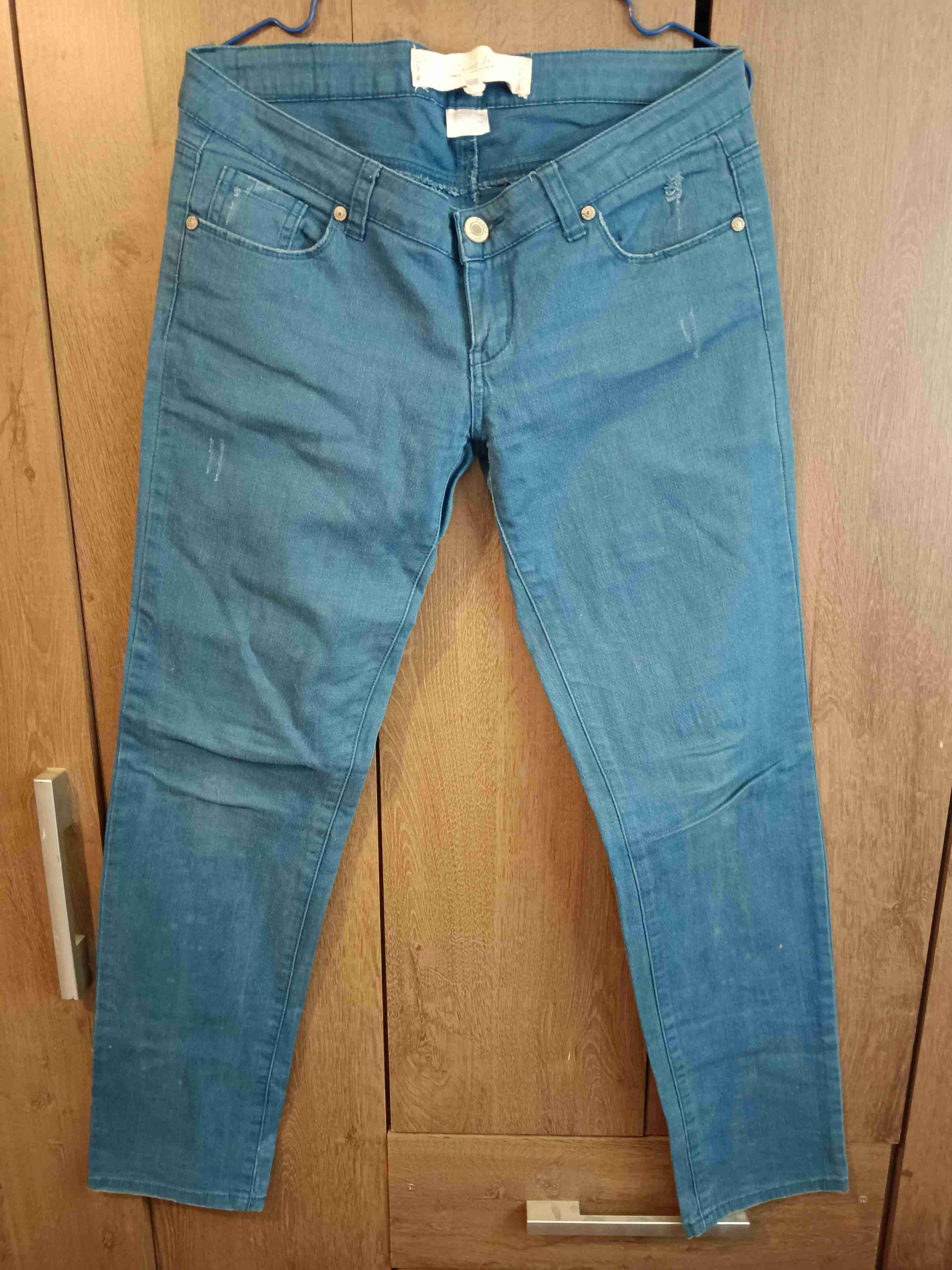 Jeans azul clásico para mujer - miniatura 1