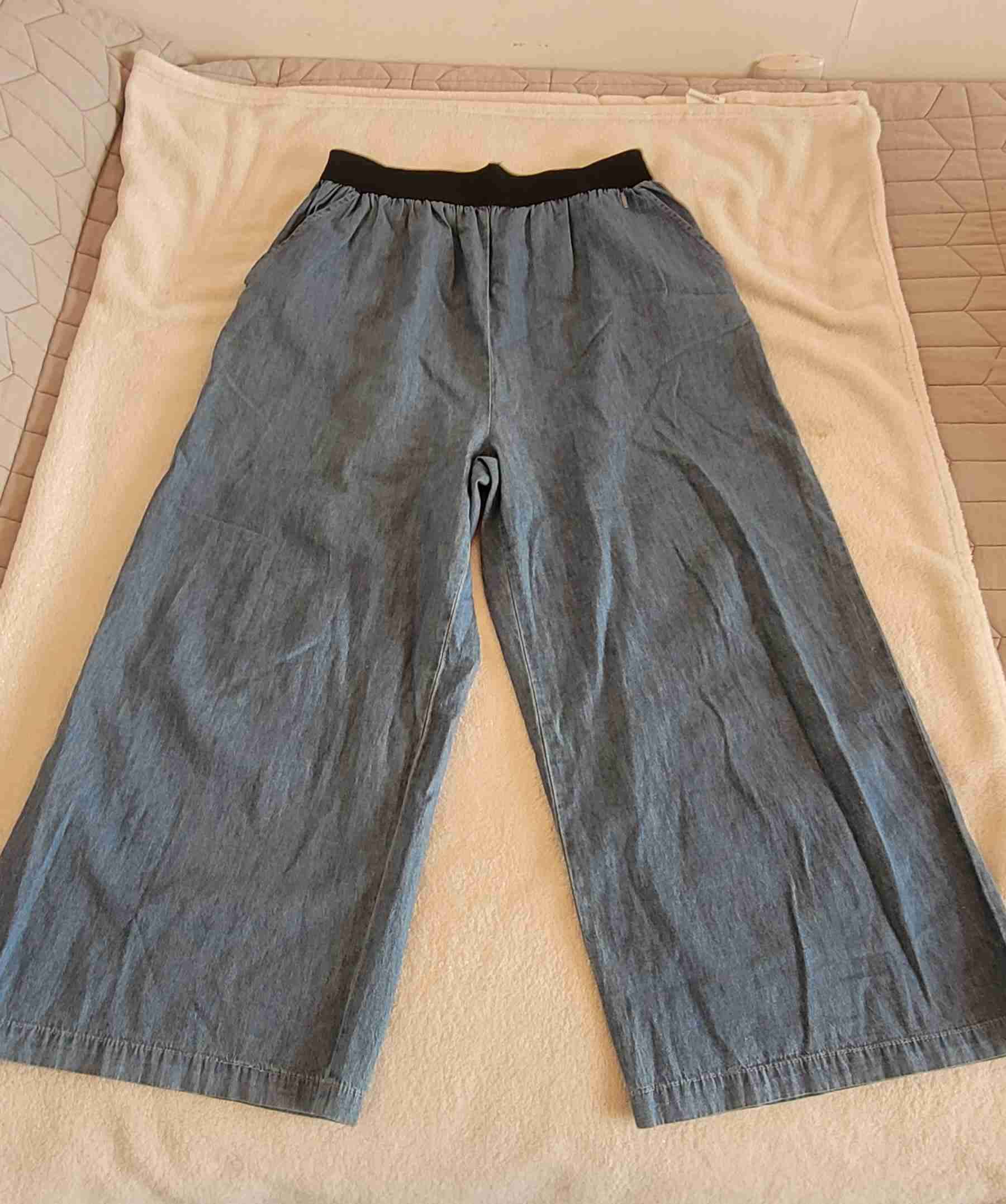 Pantalones y calzas - miniatura 1