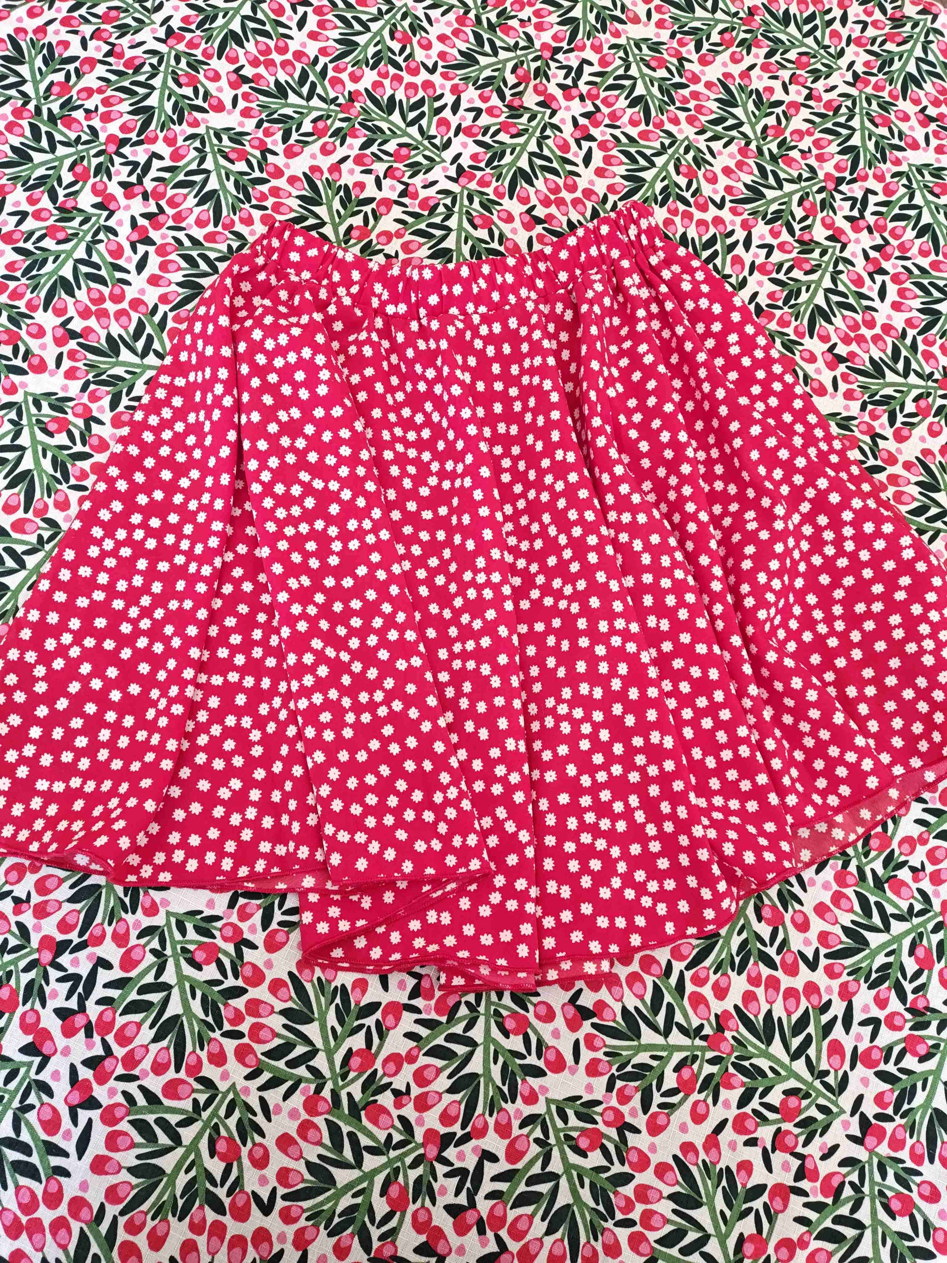 Falda roja con estampado floral (talla 12/13) - miniatura 1