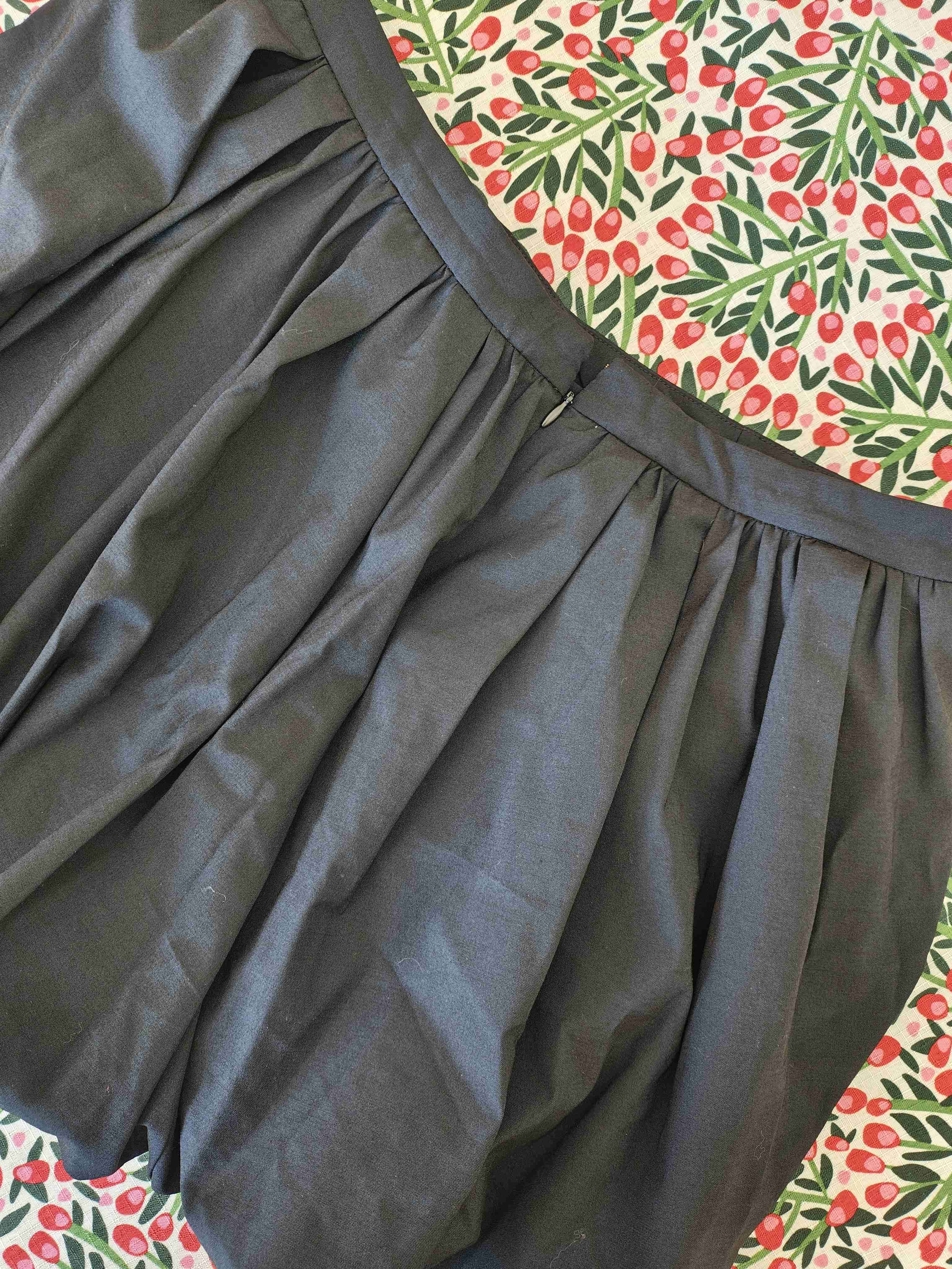 Falda negra globo (Talla M) - miniatura 3