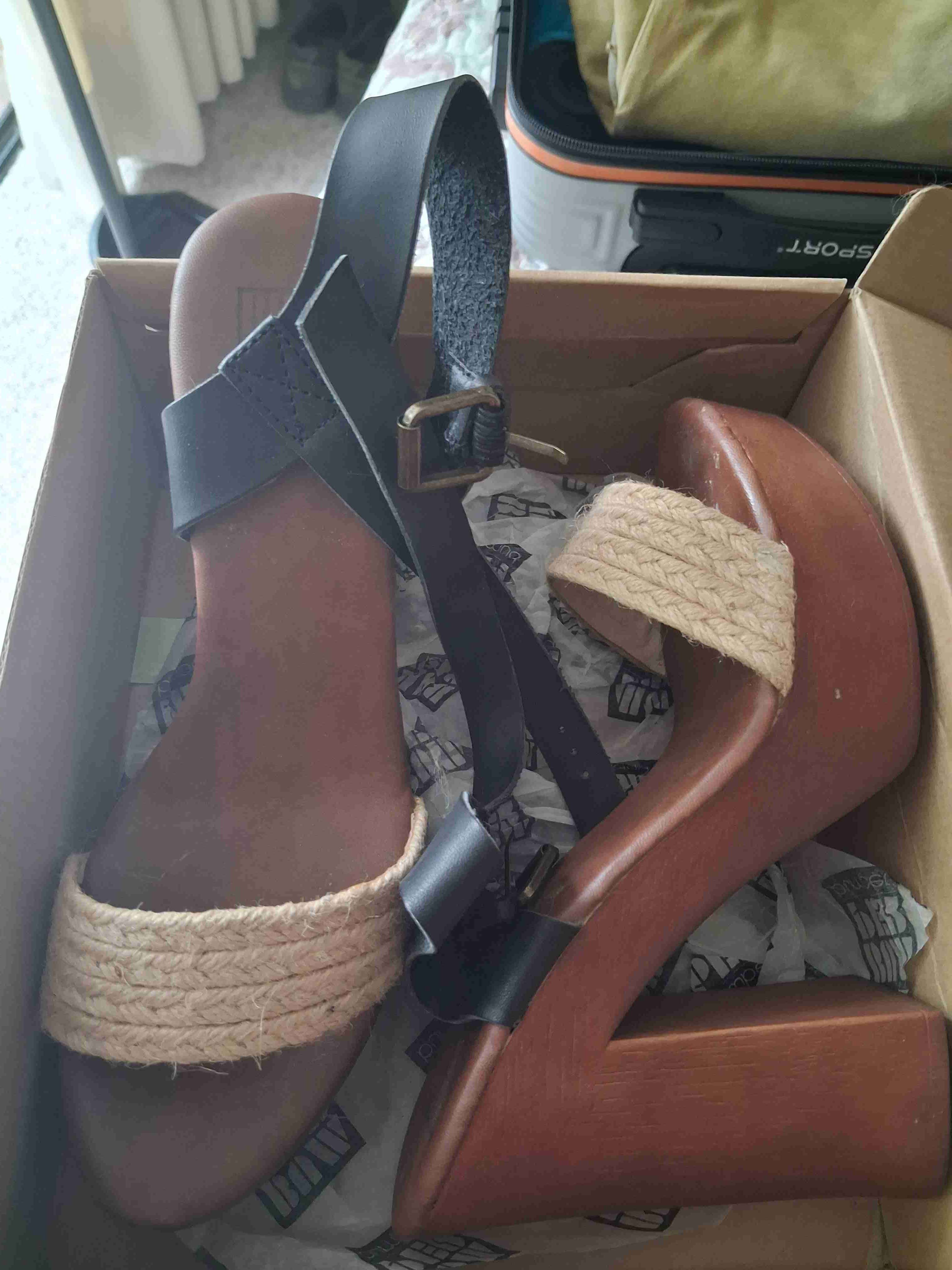Sandalias con tacón altas de madera - miniatura 4