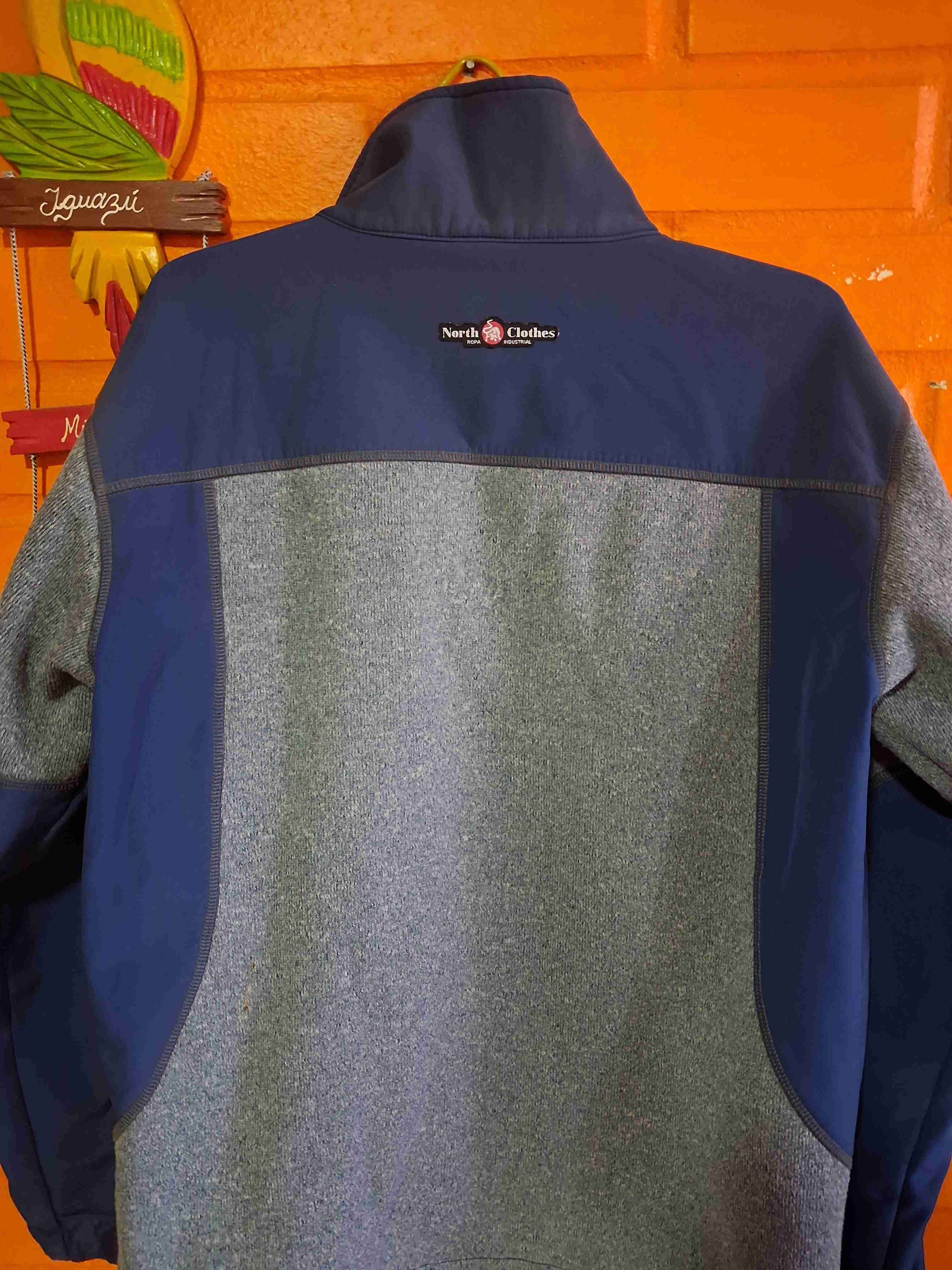 Chaqueta outdoor azul y gris - miniatura 5