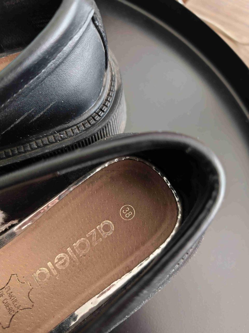 Zapatos negros de vestir - miniatura 2