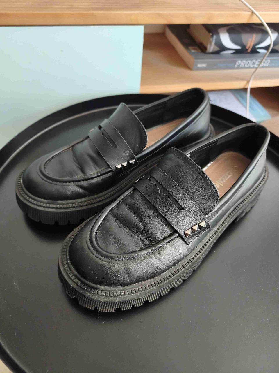 Zapatos negros de vestir - miniatura 3