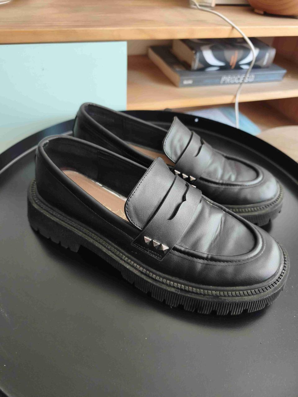 Zapatos negros de vestir - miniatura 5