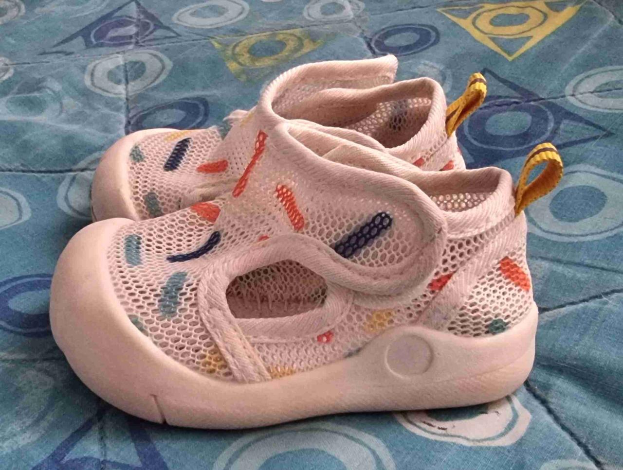 Zapatos de bebé coloridos nro 18 - miniatura 2