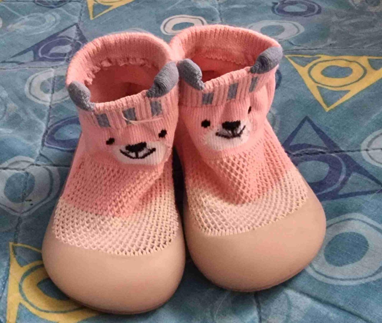 Zapatos de bebé coloridos nro 18 - miniatura 4