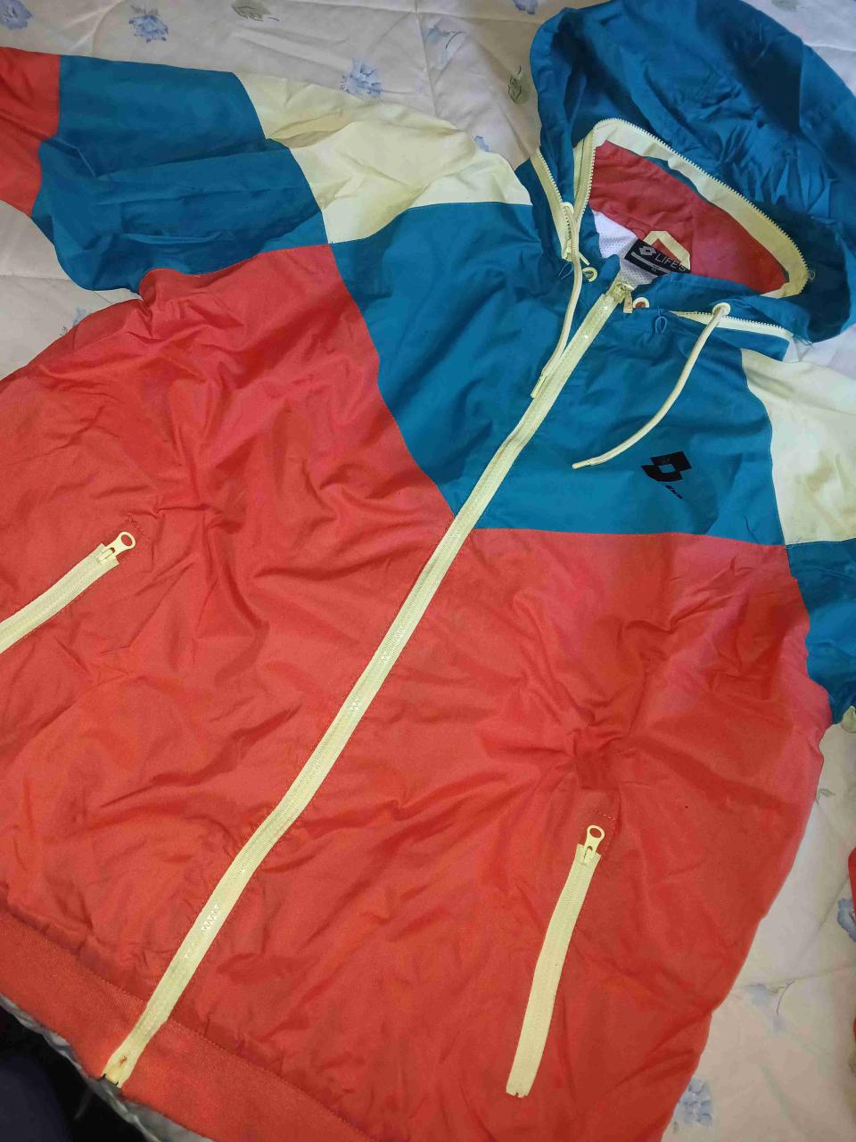 Chaqueta negra Columbia con gorro - miniatura 6