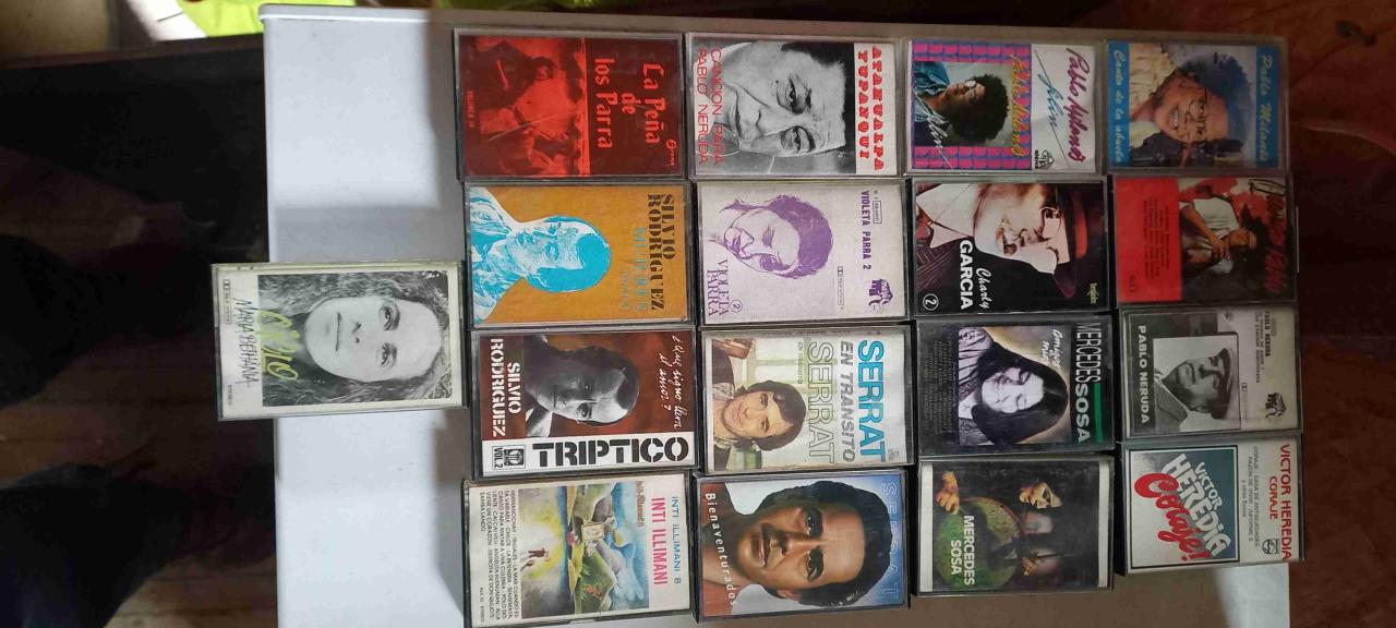 Casetes de música variada - miniatura 1