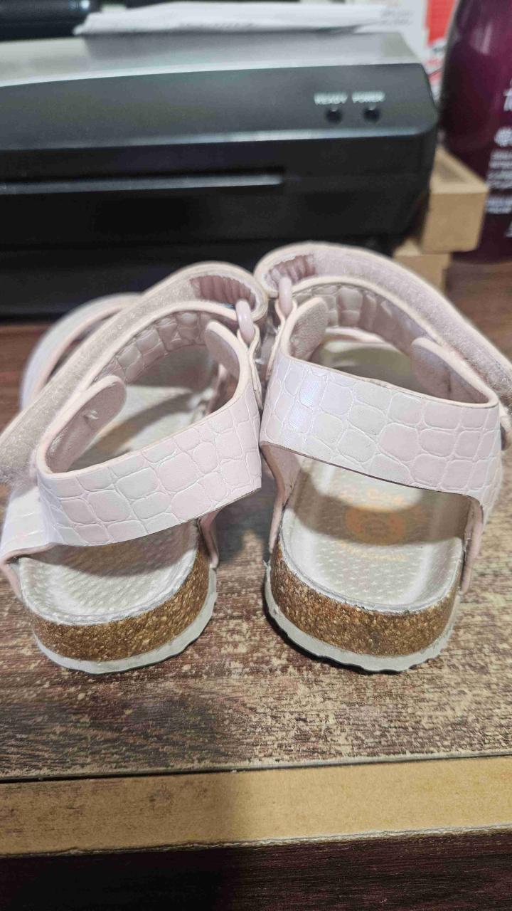 Sandalias rosas para niña de 2 años - miniatura 3