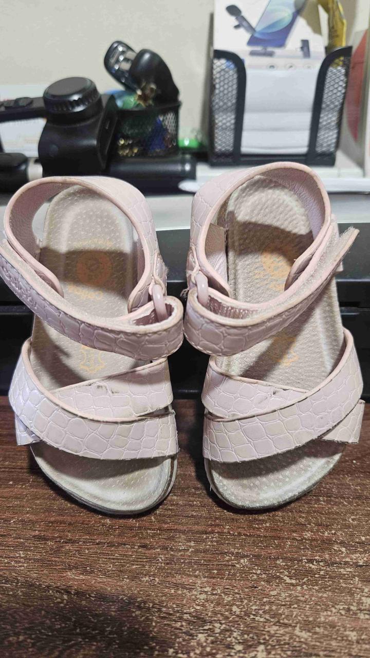 Sandalias rosas para niña de 2 años - miniatura 5