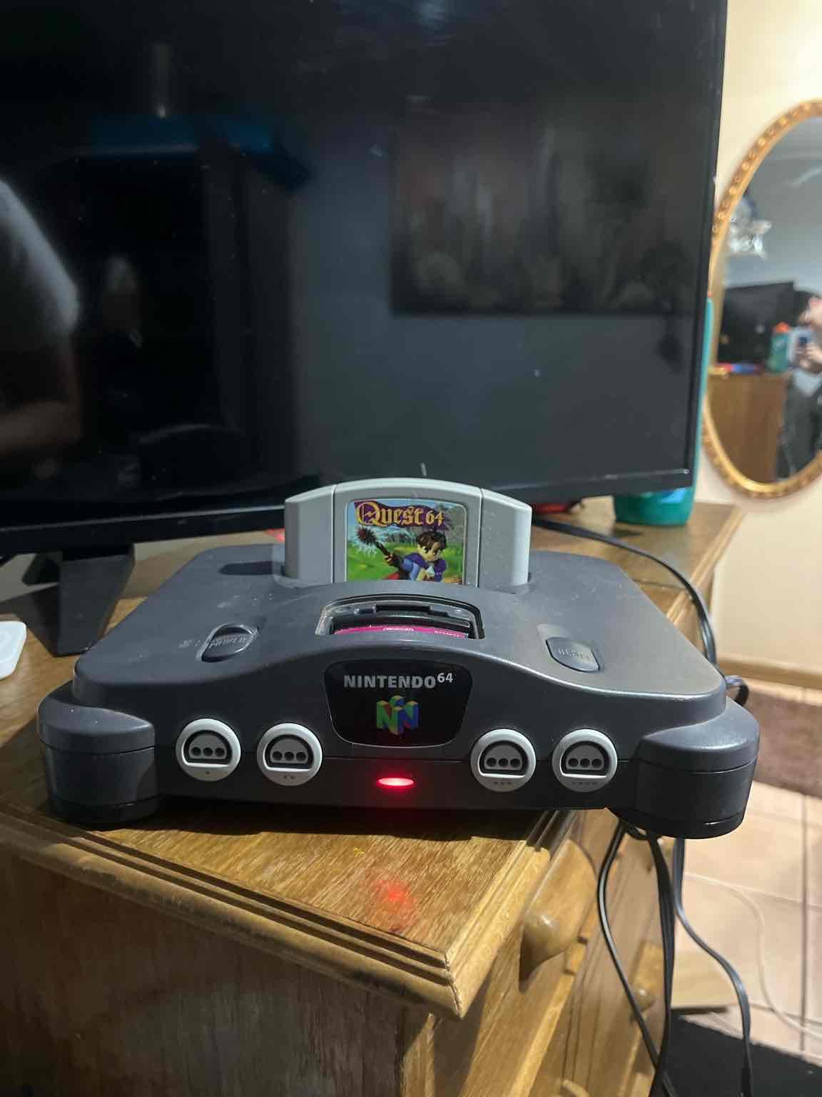 🎮 Consola Nintendo 64 (solo consola y cables)