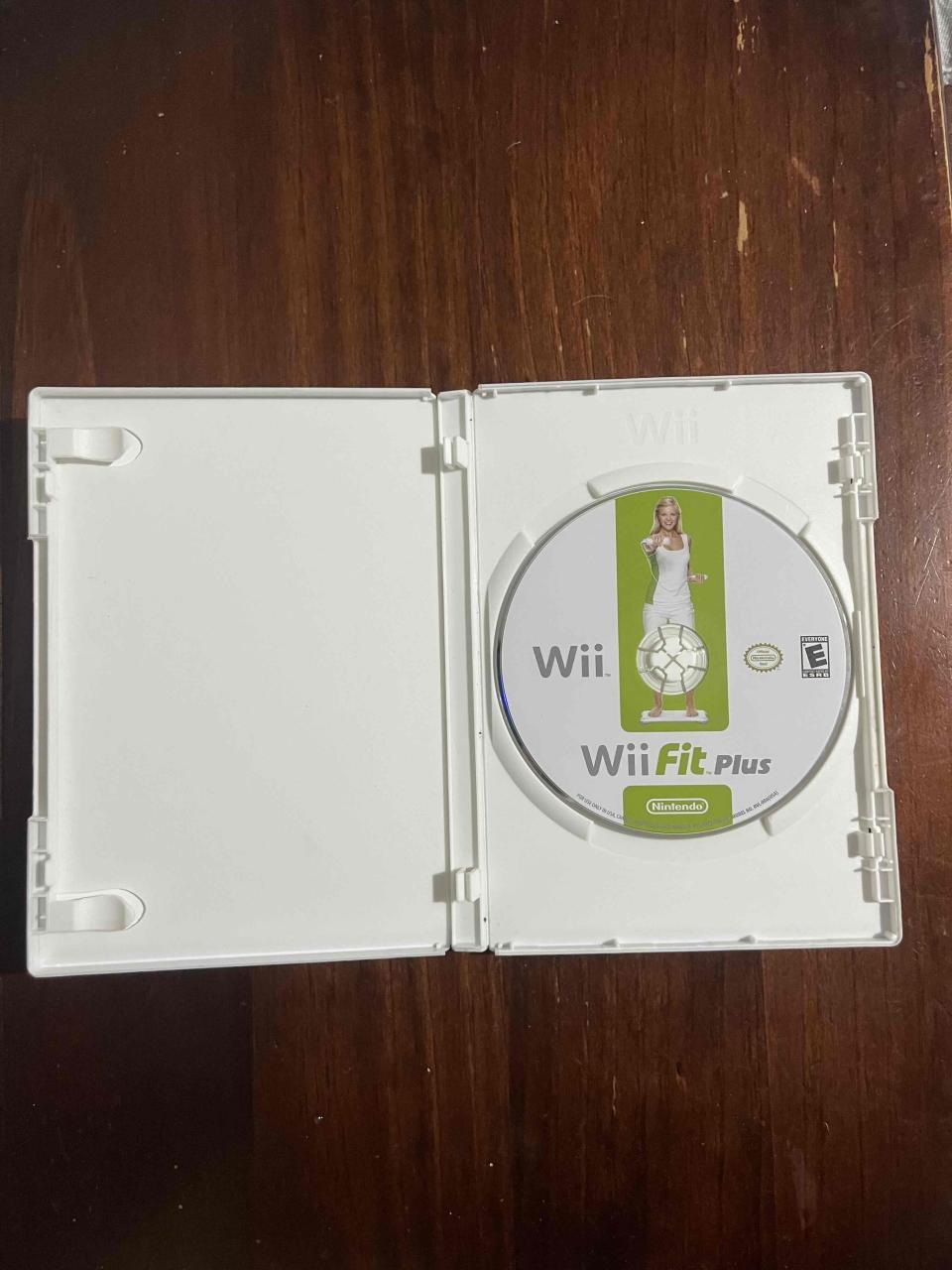 Juego Wii Fit Plus Nintendo - miniatura 2