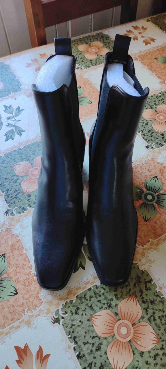 Botines negros NUEVOS marca Alaniz - miniatura 4