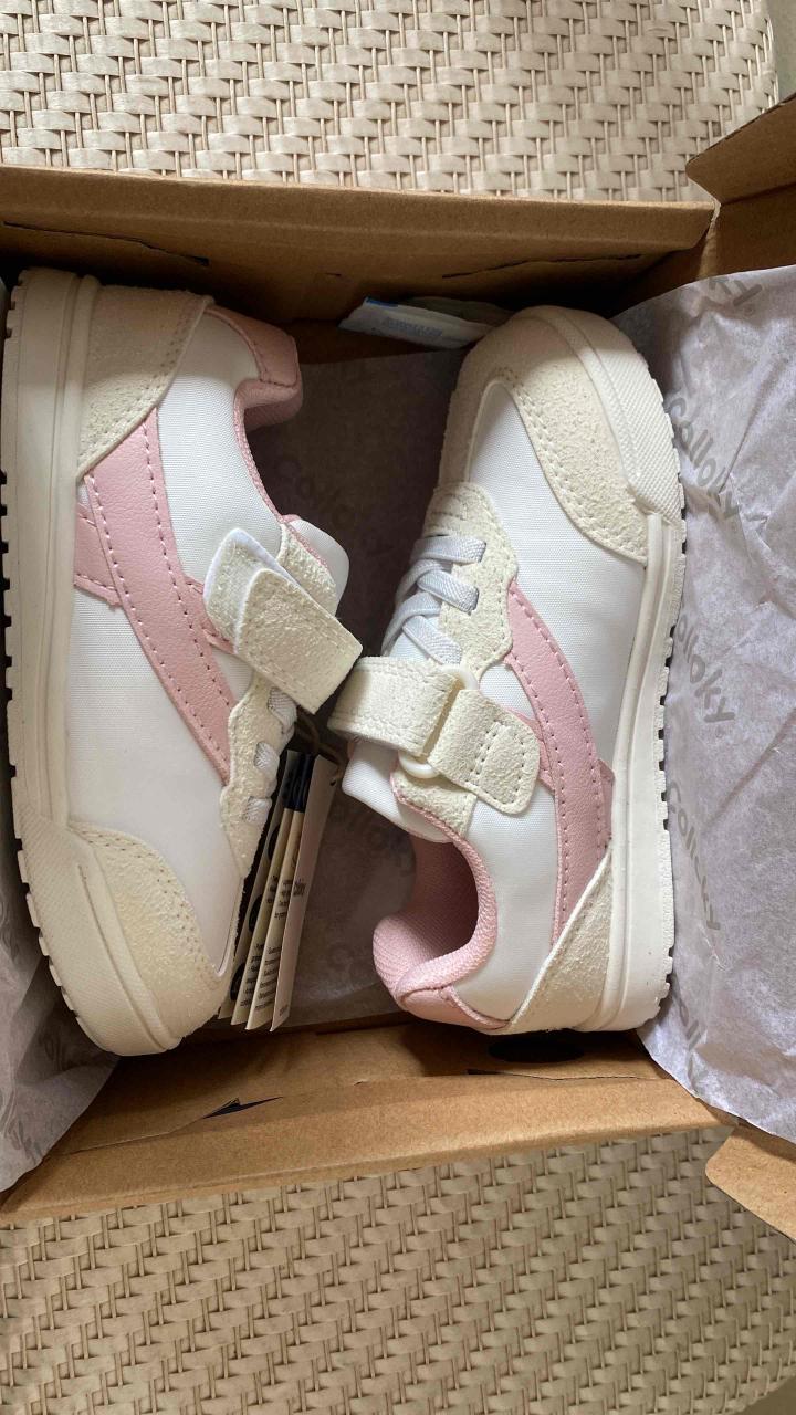 Zapatillas blancas con rosa - miniatura 2