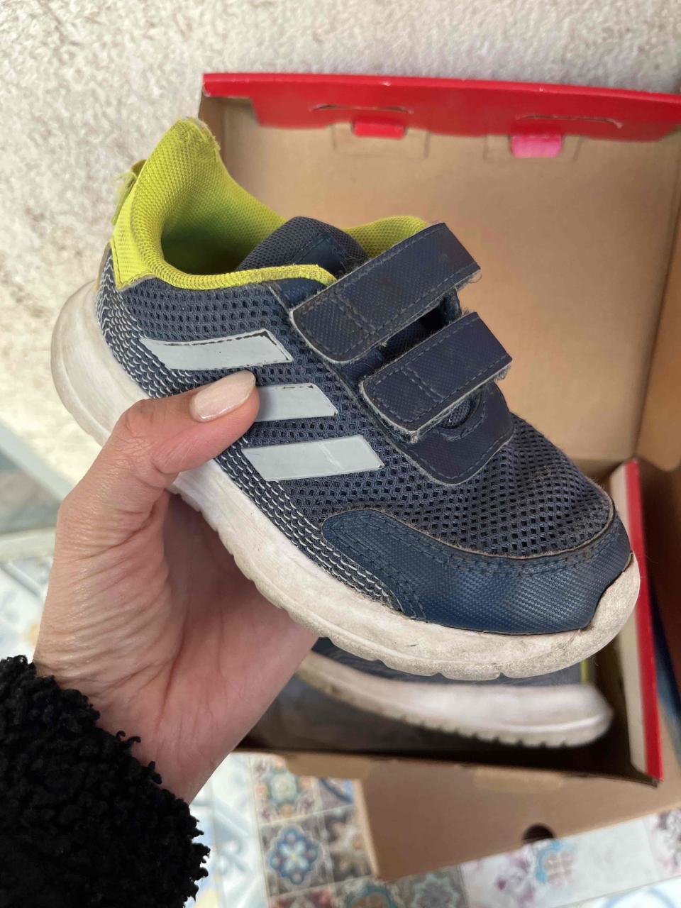 Zapatillas deportivas azul y amarillo - miniatura 2