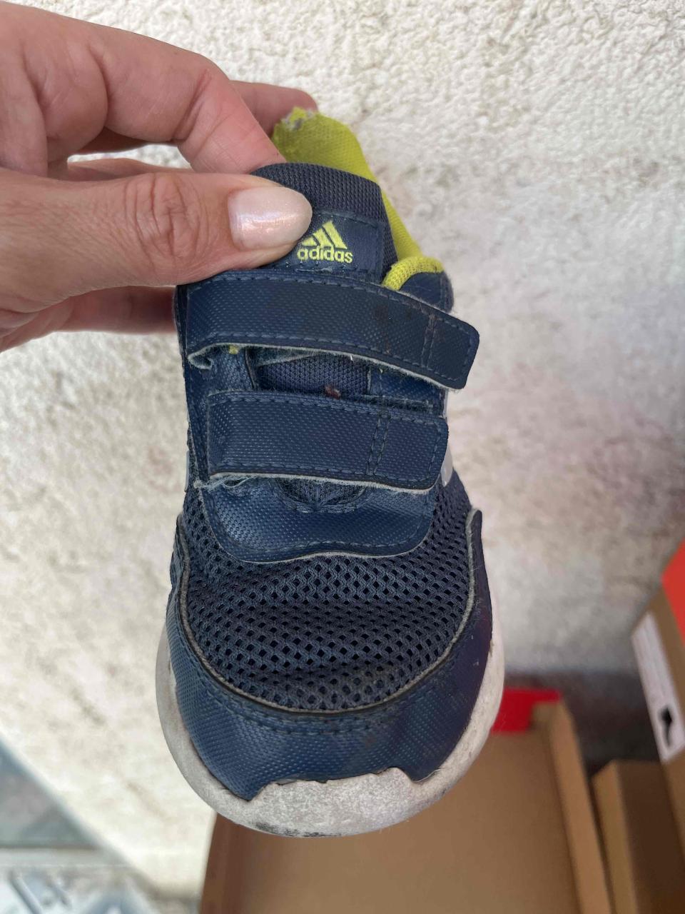 Zapatillas deportivas azul y amarillo - miniatura 3