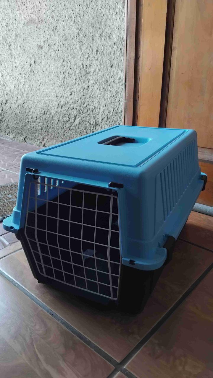 Jaula transportadora para mascotas