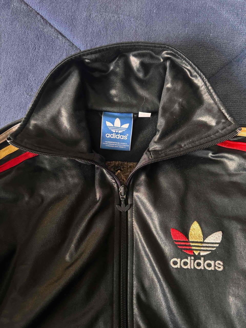 Chaqueta deportiva negra Adidas - miniatura 3