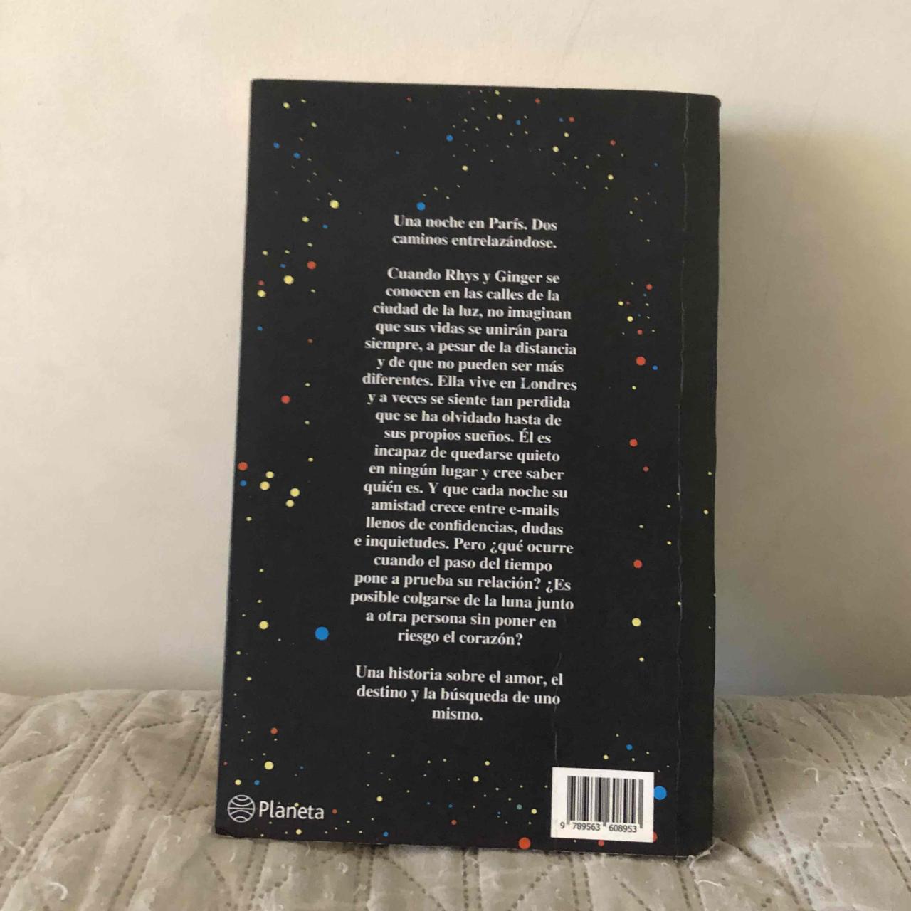 Libro 'Nosotros en la Luna' de Alice Kellen - miniatura 2
