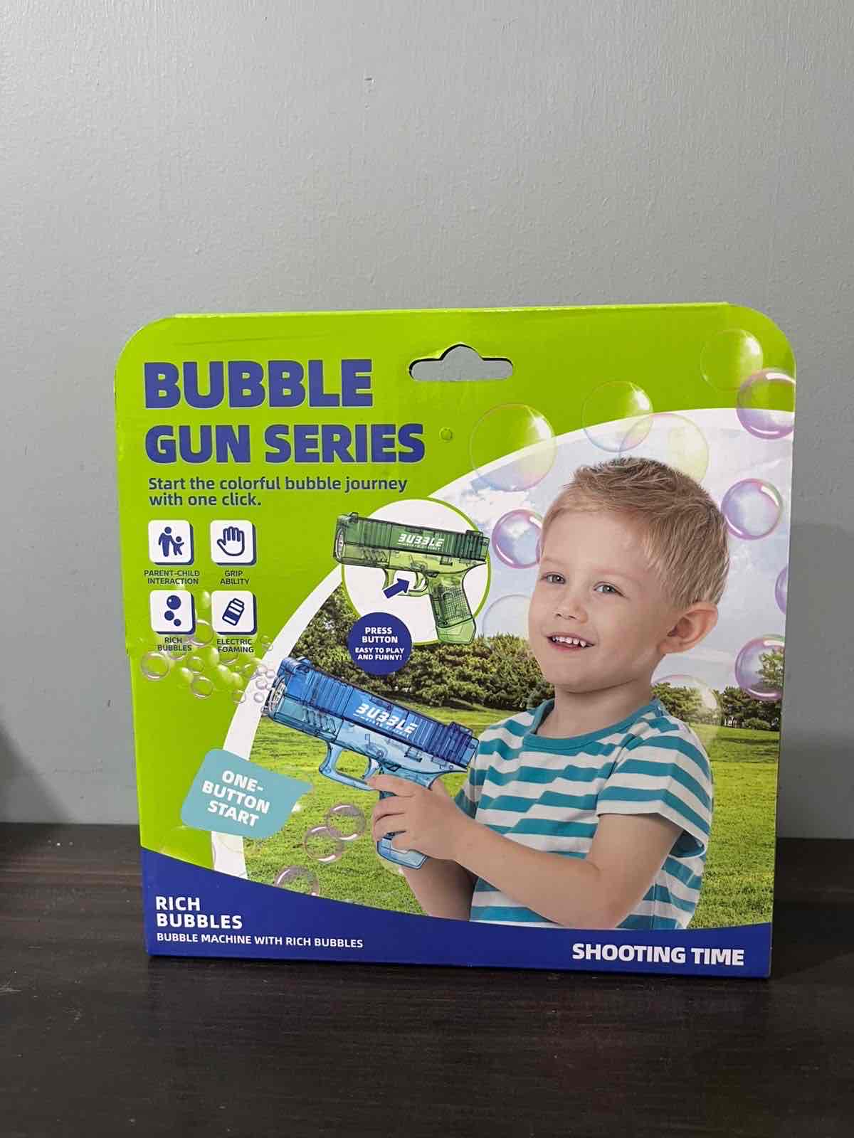 Pistola de burbujas verde - miniatura 2