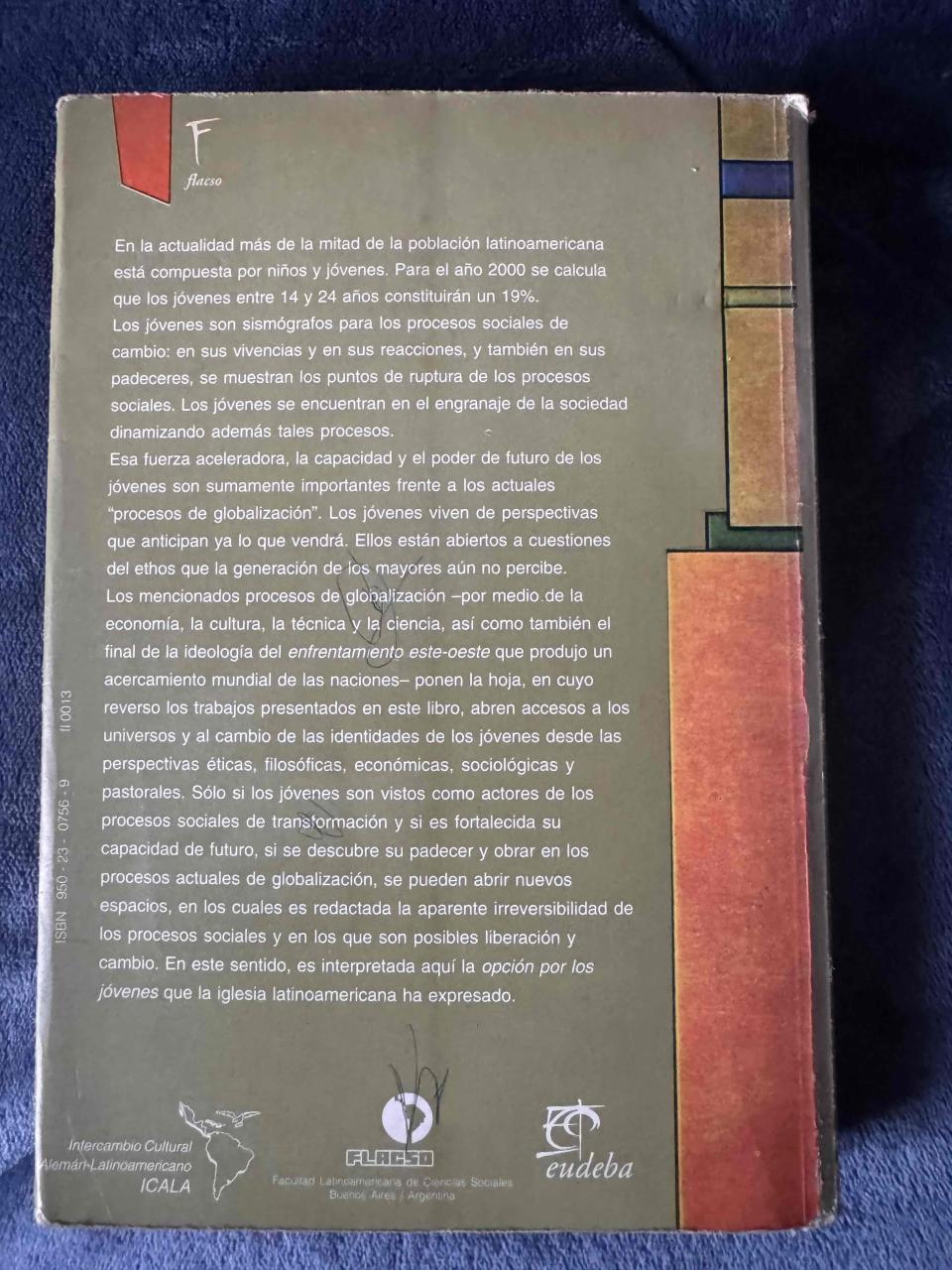 Libro juventud latinoamericana - miniatura 2
