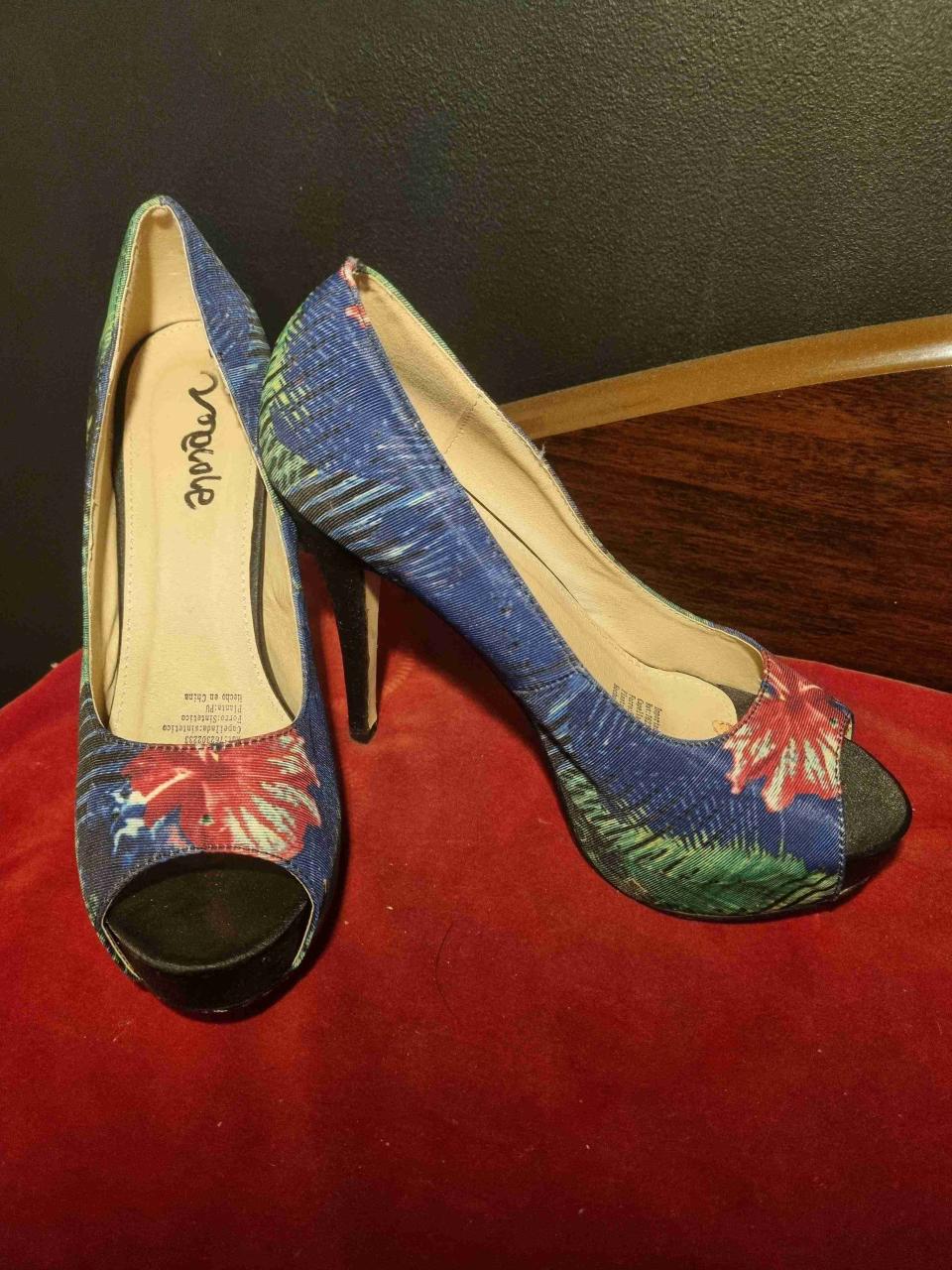 Zapatos de taco alto estampados - miniatura 2