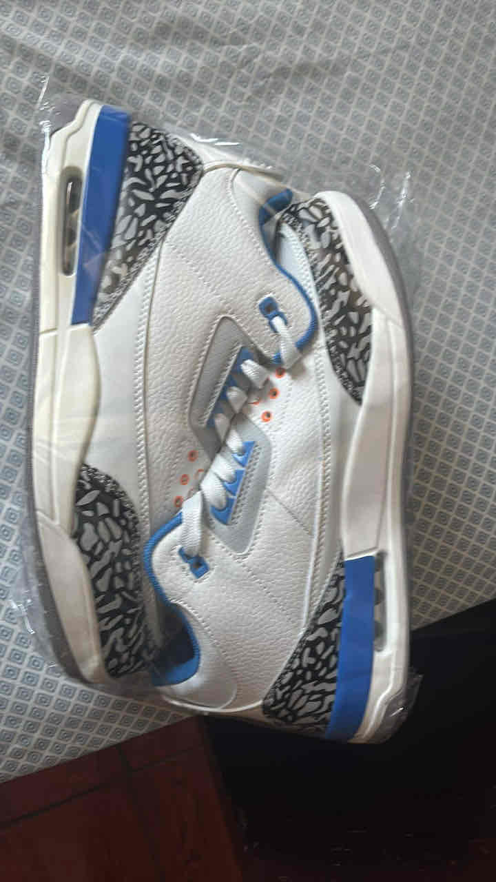 Zapatillas deportivas blancas y azules - miniatura 2