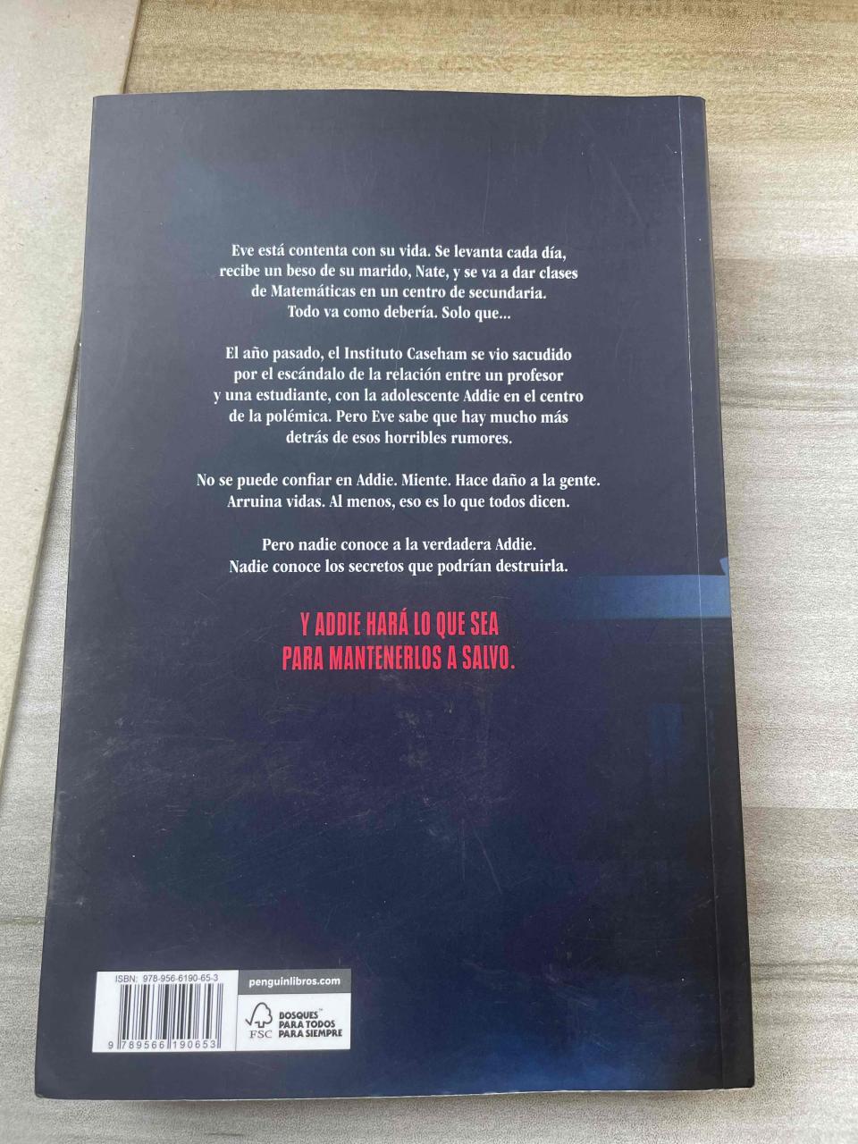 Libro La Profesora de Freida McFadden - miniatura 2