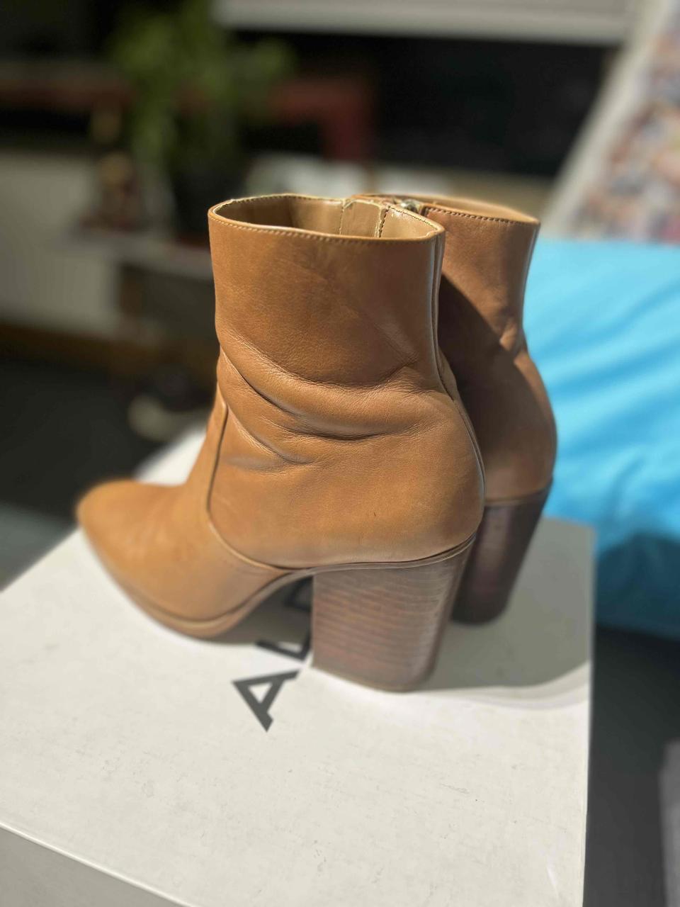 Botines Aldo café talla 37 - miniatura 2