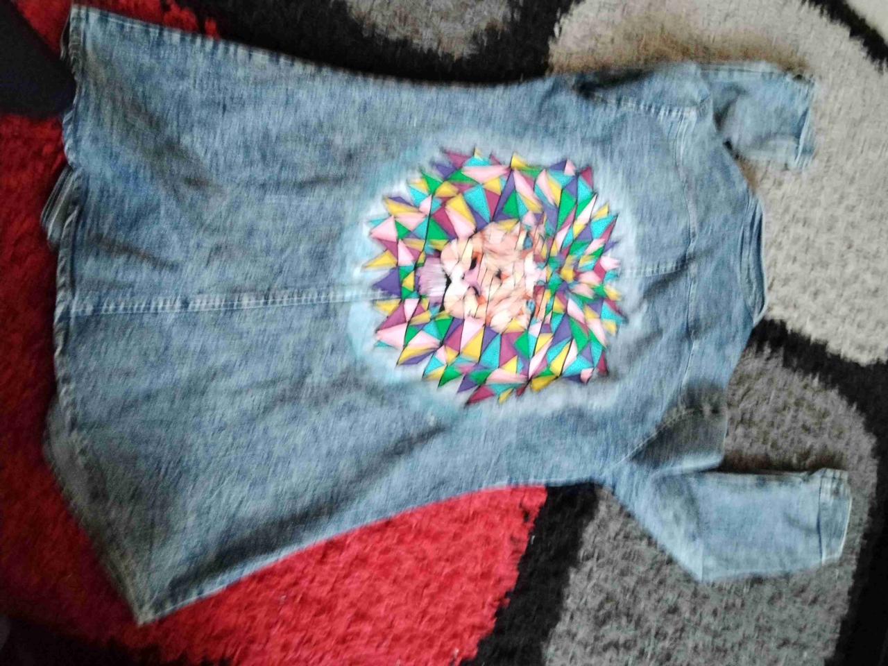 Chaqueta de mezclilla para mujer - miniatura 2