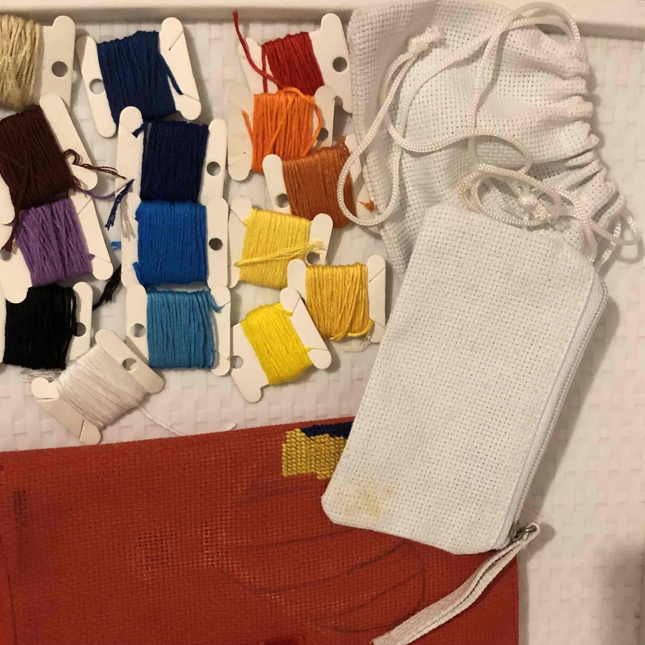 Pack de 4 revistas Punto Cruz + Elementos - miniatura 2