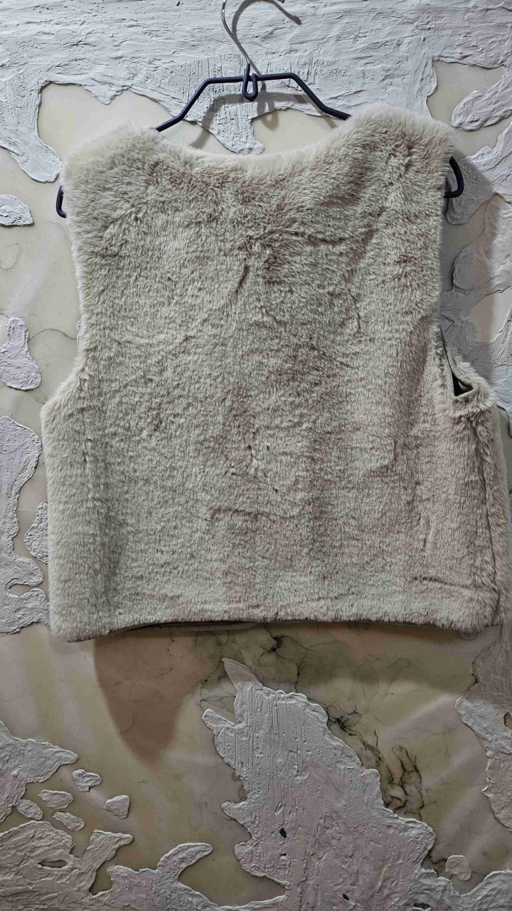 Chaleco de piel sintética beige - miniatura 7