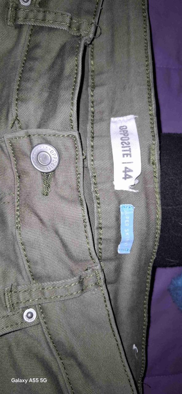 Jeans verde oliva para mujer - miniatura 3