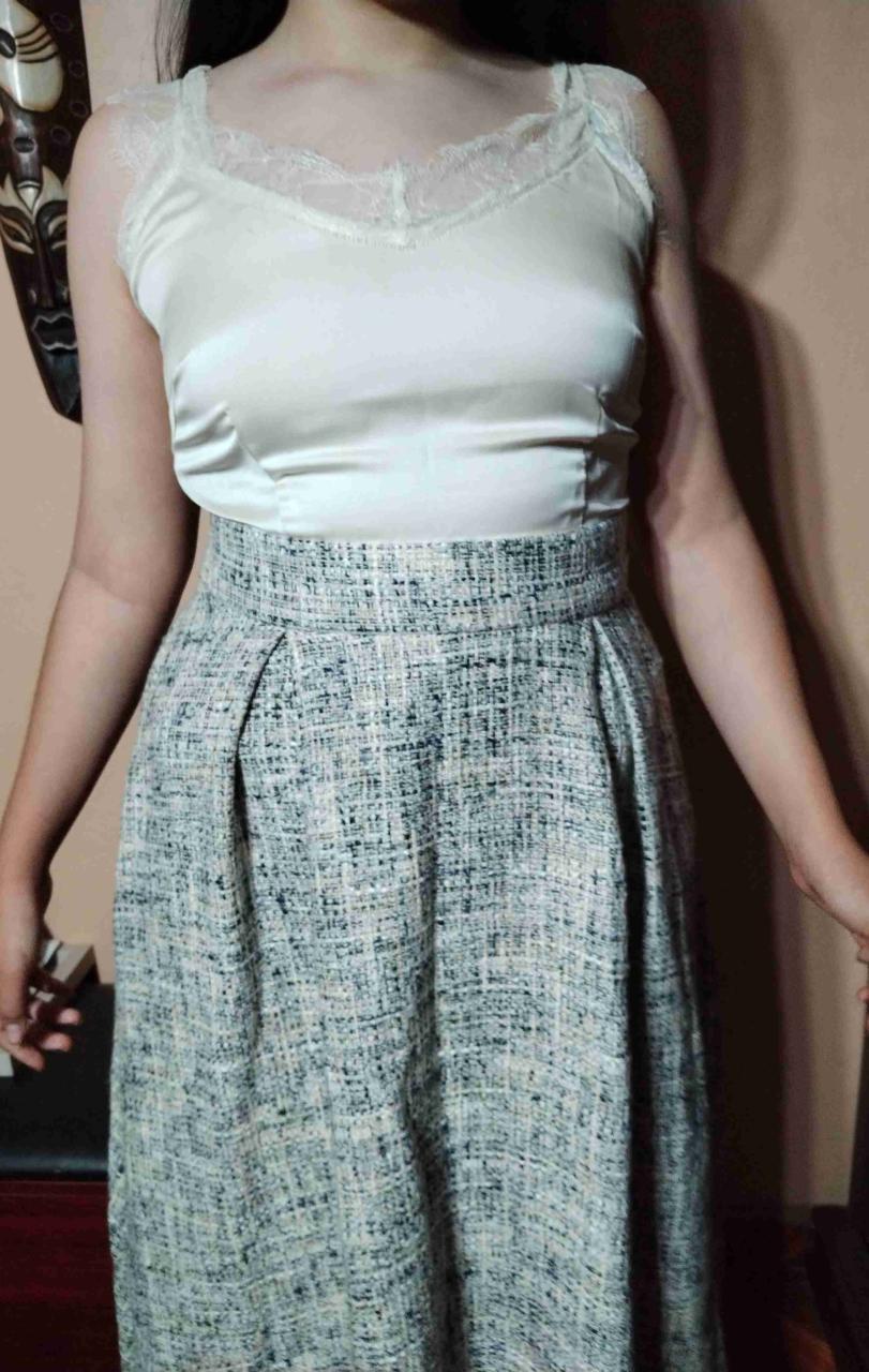 Vestido largo blanco y gris - miniatura 5