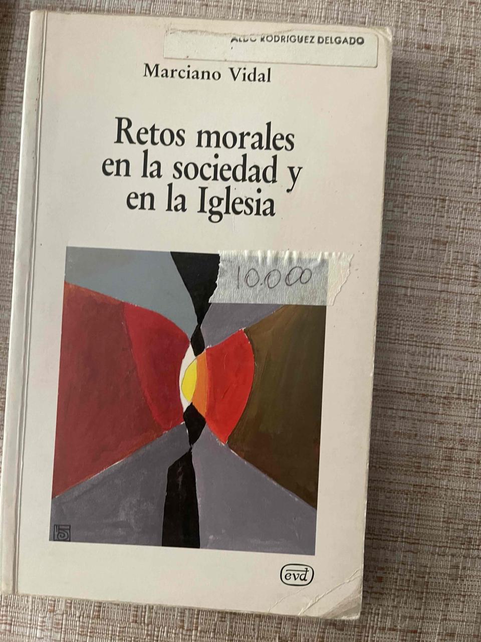 Libro 'Retos morales en la sociedad'
