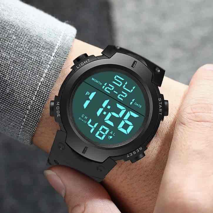 Reloj digital con Luz - miniatura 3