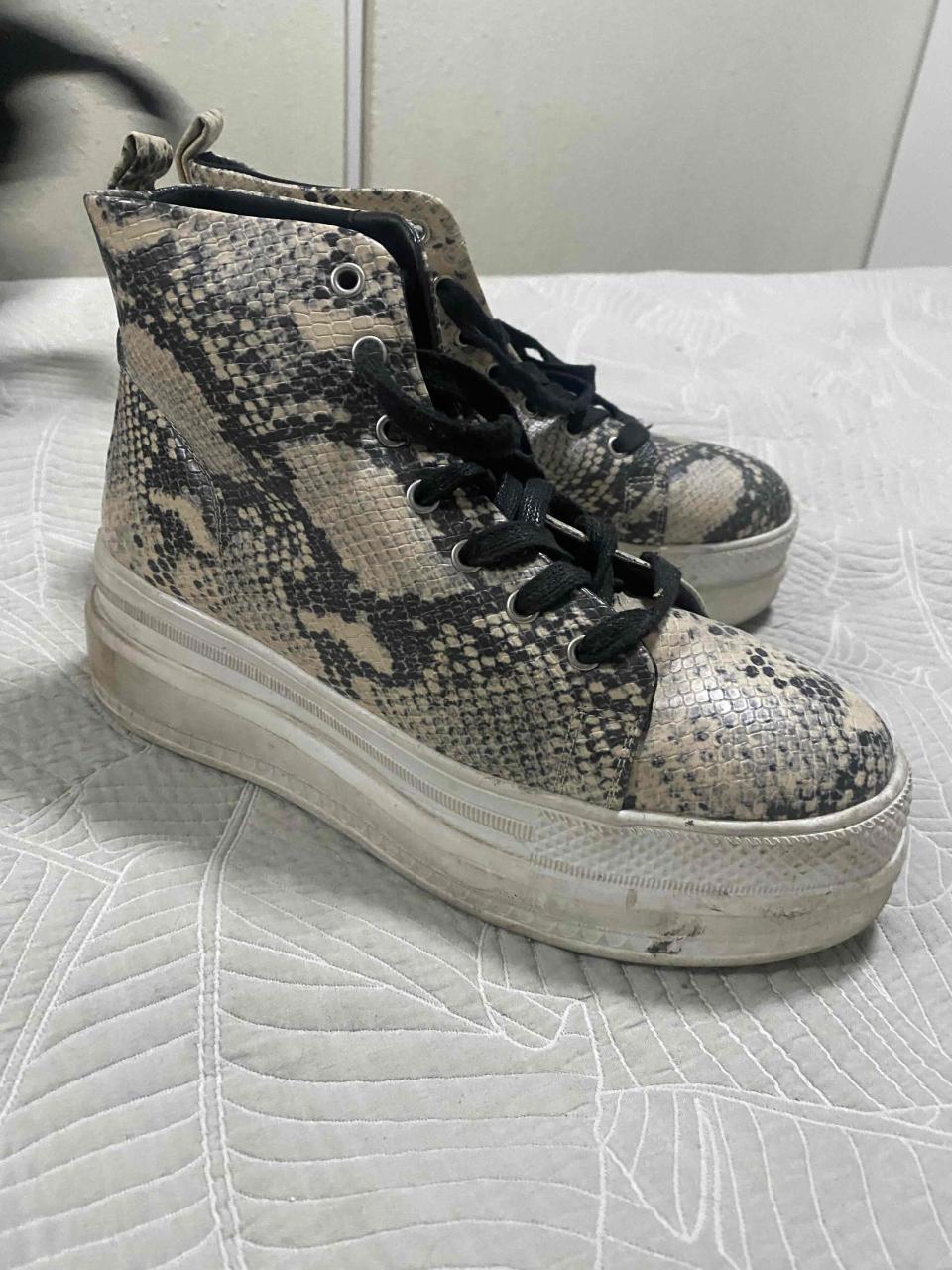 Botines con estampado de pitón - miniatura 3