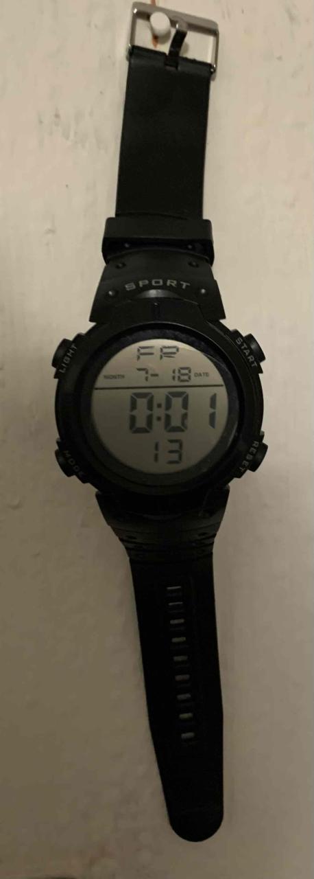 Reloj digital con Luz - miniatura 6