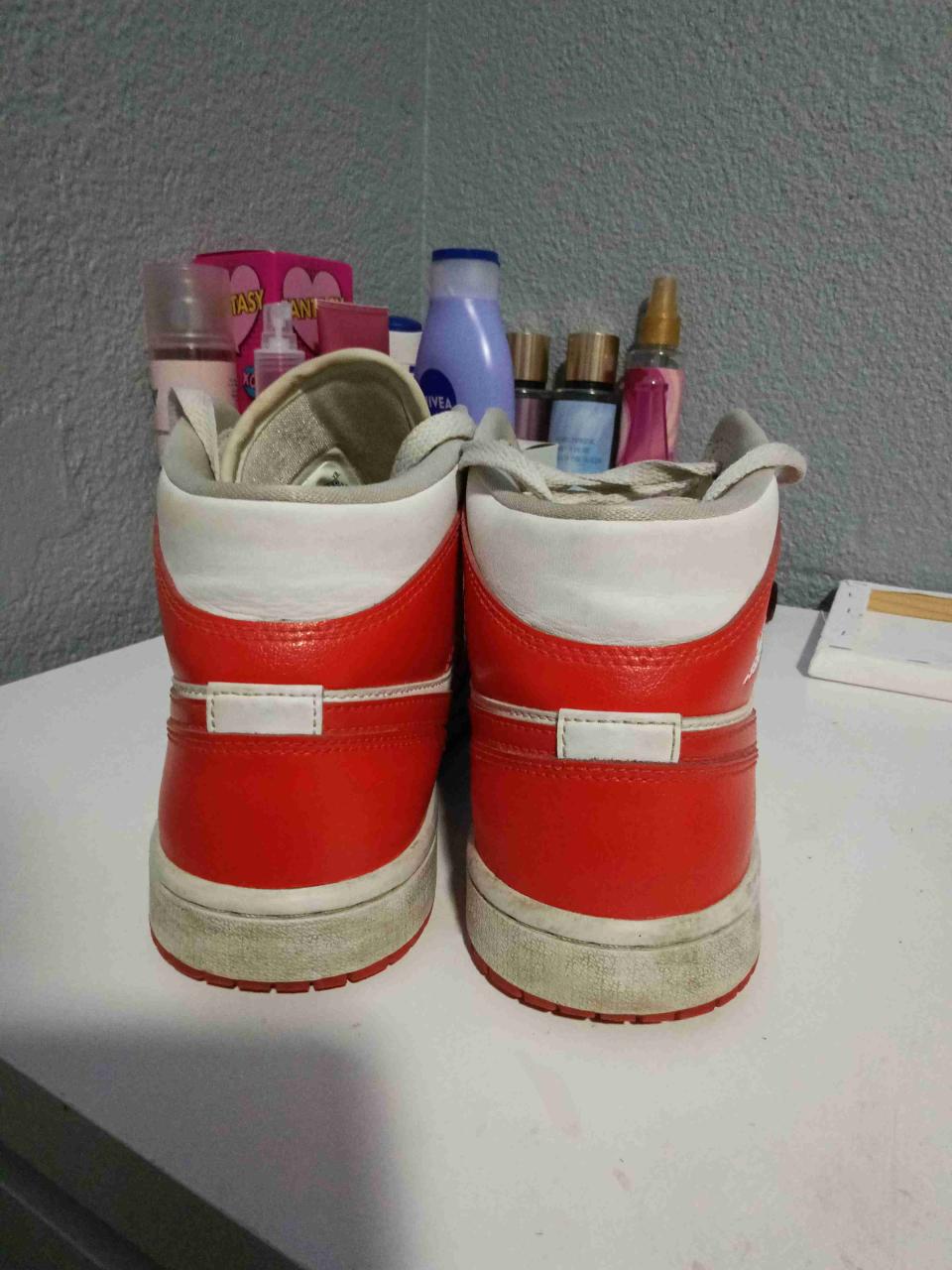 Zapatillas Nike air jordan ojas y blancas - miniatura 3