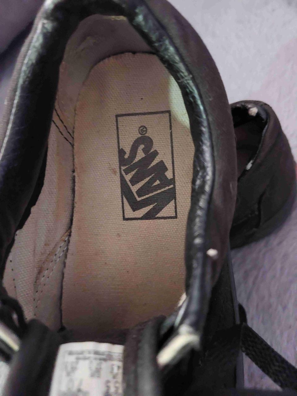 Zapatillas negras casuales - miniatura 2