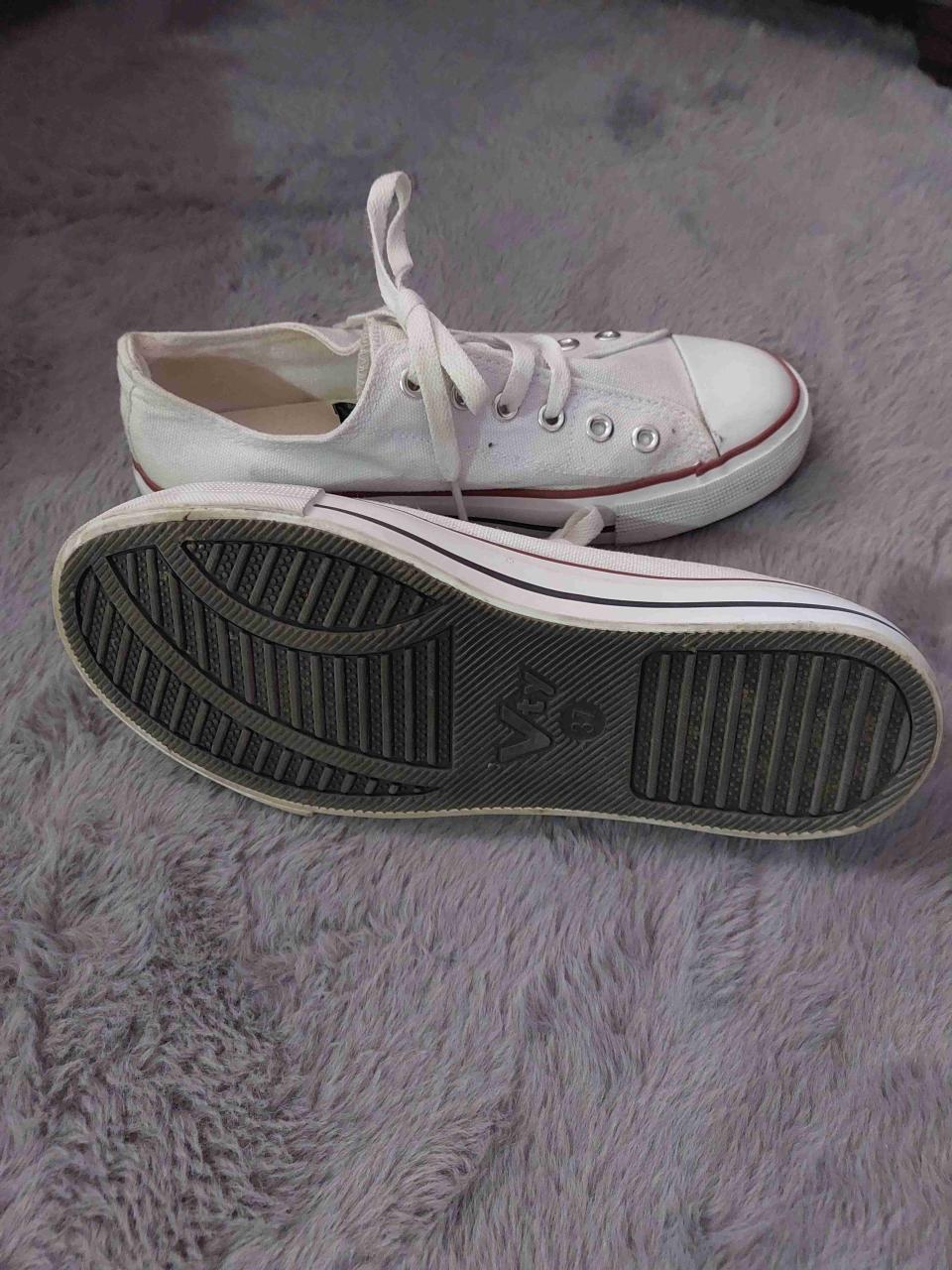 Zapatillas de lona blancas - miniatura 3