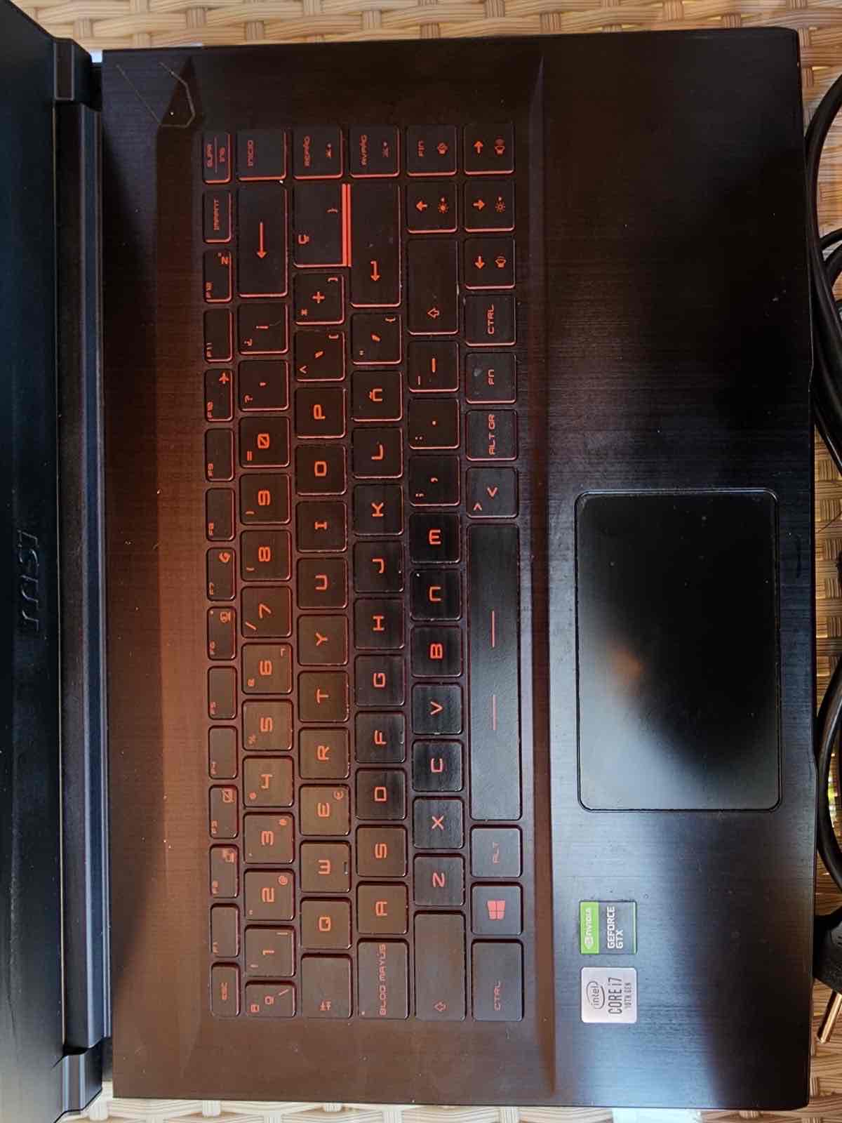Laptop MSI GF45 Thin con cargador - miniatura 3