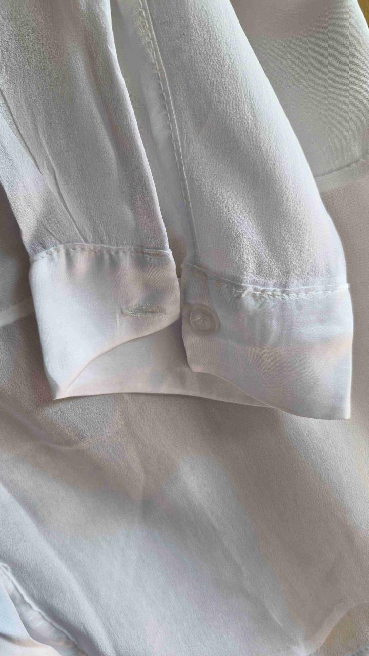Blusa blanca semi-transparente - miniatura 5