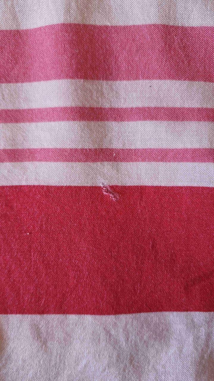 Camisa rayada roja y rosada - miniatura 4