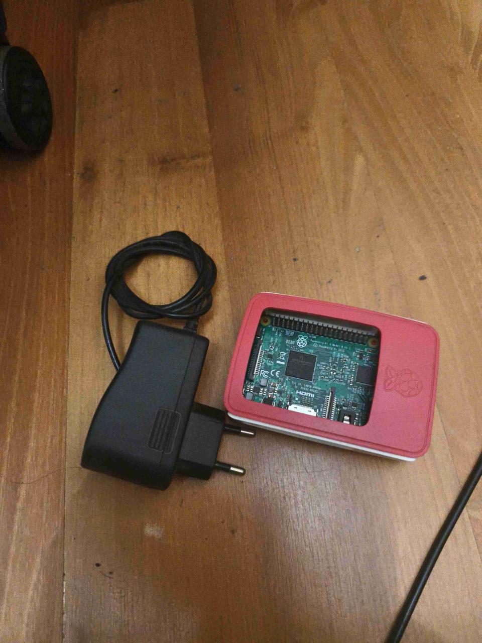 Mini computadora Raspberry Pi 3b - miniatura 1