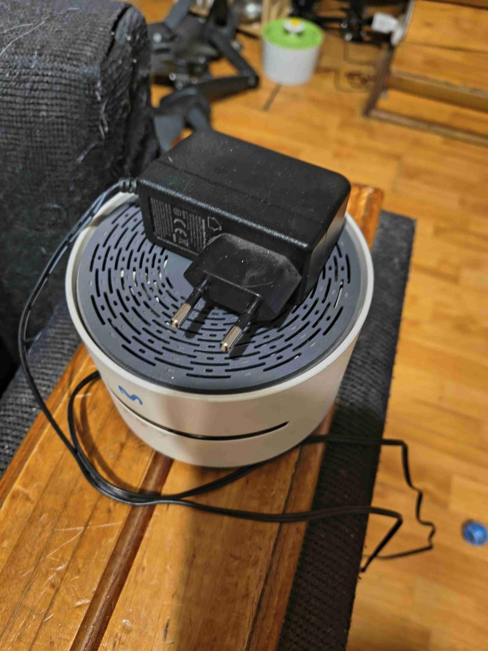 Router WiFi con cargador - miniatura 2