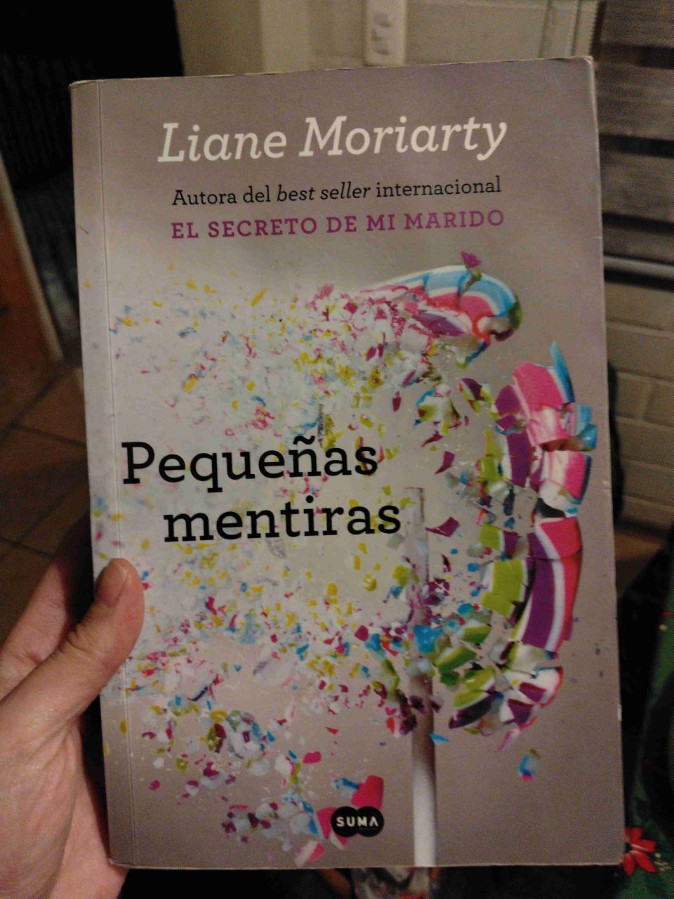 Libro 'Pequeñas mentiras' de Liane Moriarty - miniatura 1