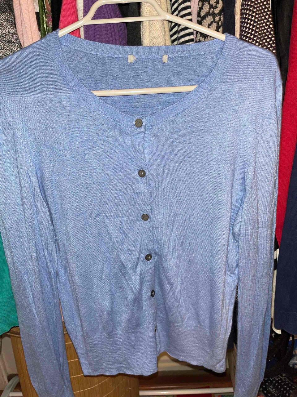 Chalecos y sweater talla S y M - miniatura 4