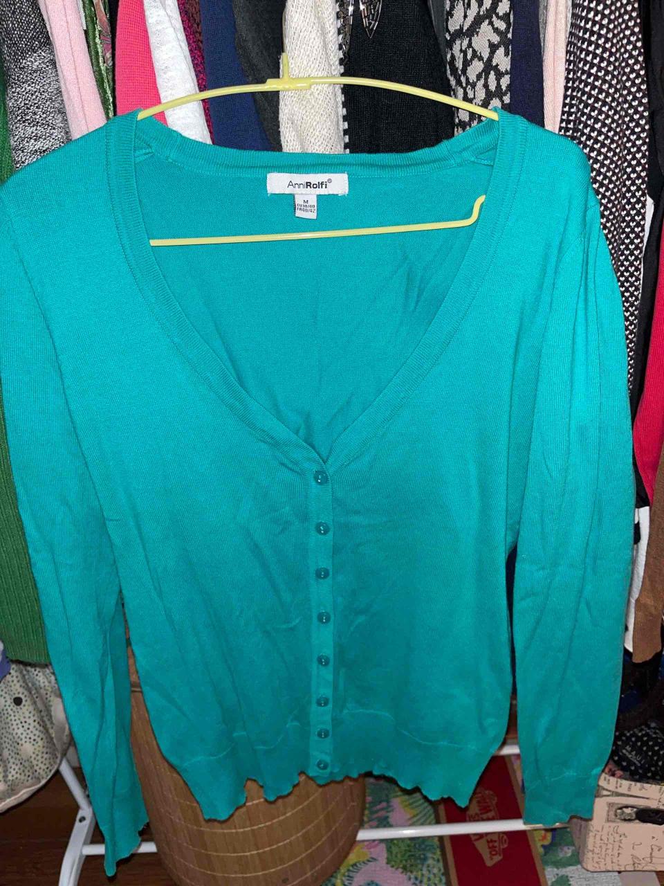 Sweater y chalecos S y M - miniatura 2